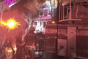 В Торонто ночью сгорел дом – 3 погибших 2 человека в госпитале
