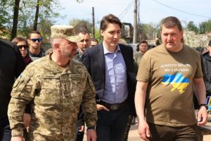Неожиданный визит Трюдо в Украину