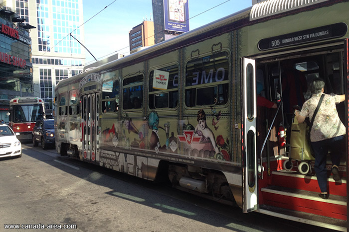Трамвай в Торонто