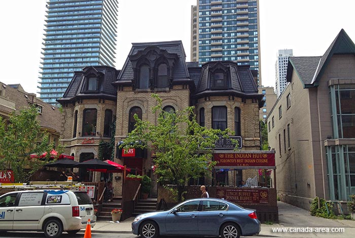 Здания в Торонто