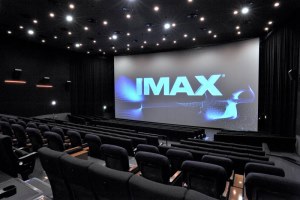 IMAX судиться с бывшим сотрудником