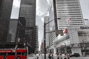 Цены на недвижимость Торонто упали на 14%