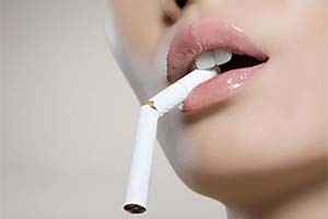 Торонто может усложнить жизнь курильщиков