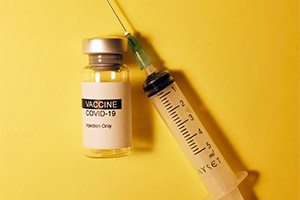 В течение месяца Индия поставит Канаде вакцины от COVID-19