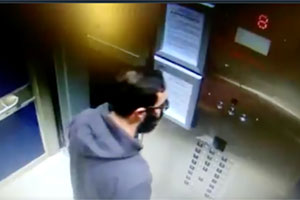 В Ванкувере мужчина извинился за то, что плюнул на кнопки в лифте