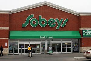 Sobeys закрывает магазины и сокращает