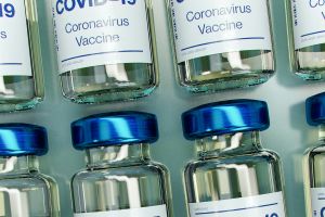 Health Canada утвердили вакцину от Moderna