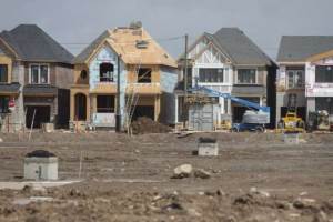 Покупатели строящегося жилья недовольны падением рынка