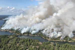 Пожары на северо-востоке Канады