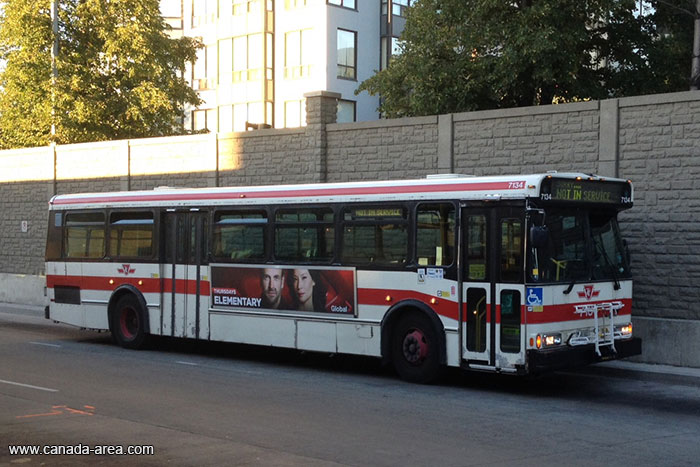 Автобус в Торонто
